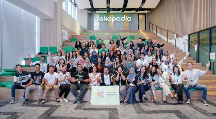 The Top 10 Marketplace E-Commerce in Indonesia in 2021 Tokopedia