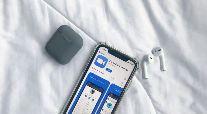 Effective Communication on Zoom: 4 How-to Tips zoom video conference