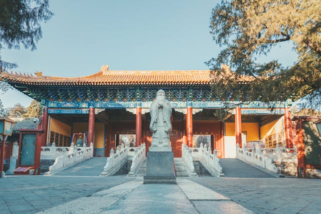 Navigating Confucian Workplace Culture: A Comprehensive Guide