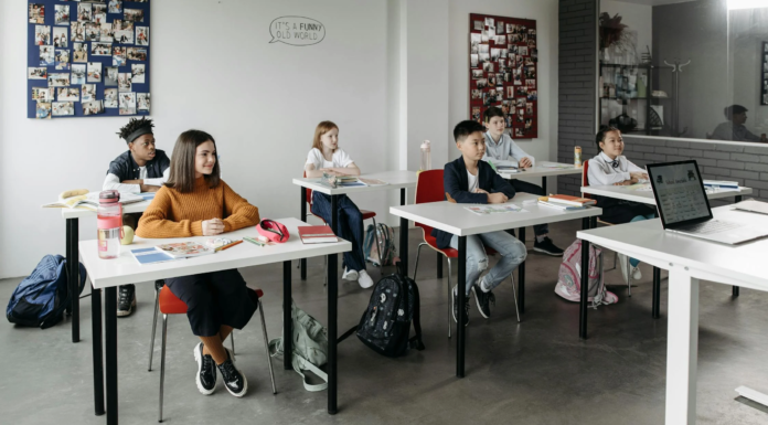 Top 30 Latest Attendance Tracking Software Statistics, Data & Trends Top 30 Latest Attendance Tracking Software Statistics, Data & Trends