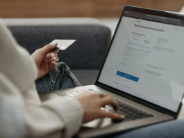 Top 20 Latest Billing and Invoicing Software Statistics, Data & Trends in 2025