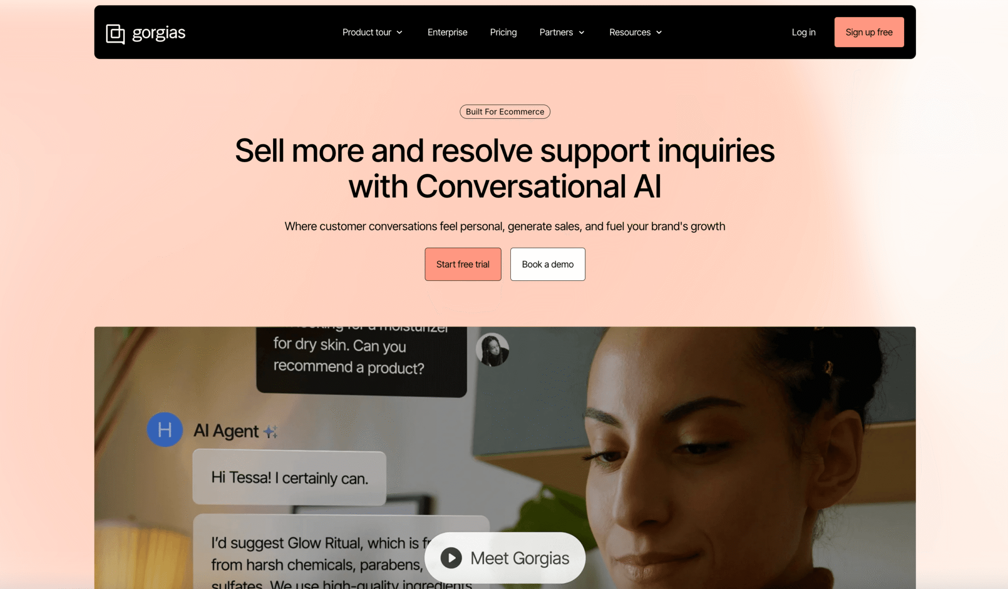 Top 10 Best Customer Service Software To Use in 2025
